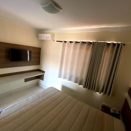 Lacqua Di Roma Com Piscina De Ondas Junior Apartment Калдас Новас Екстериор снимка